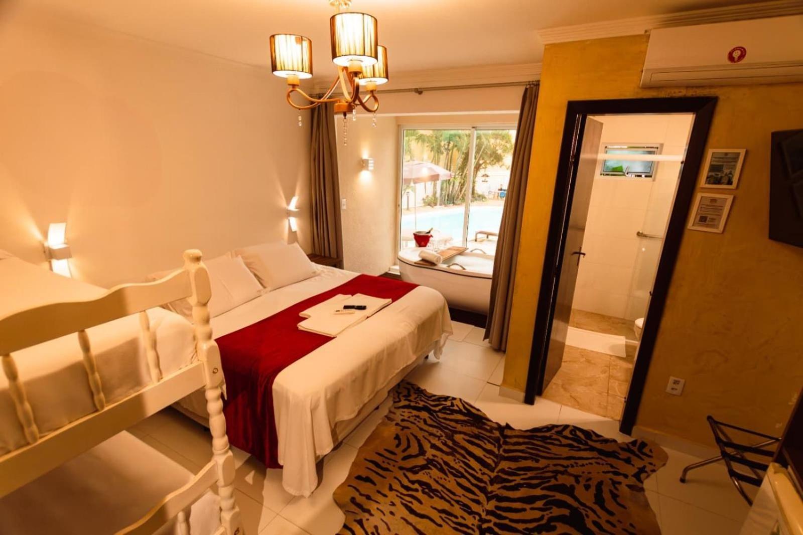 Hotel Cabana Suiça Guaratuba Chambre photo